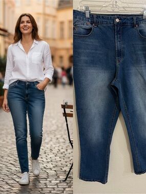 Frye Women’s Straight Leg Jeans Size 14/32 Medium Wash Stretch Denim
